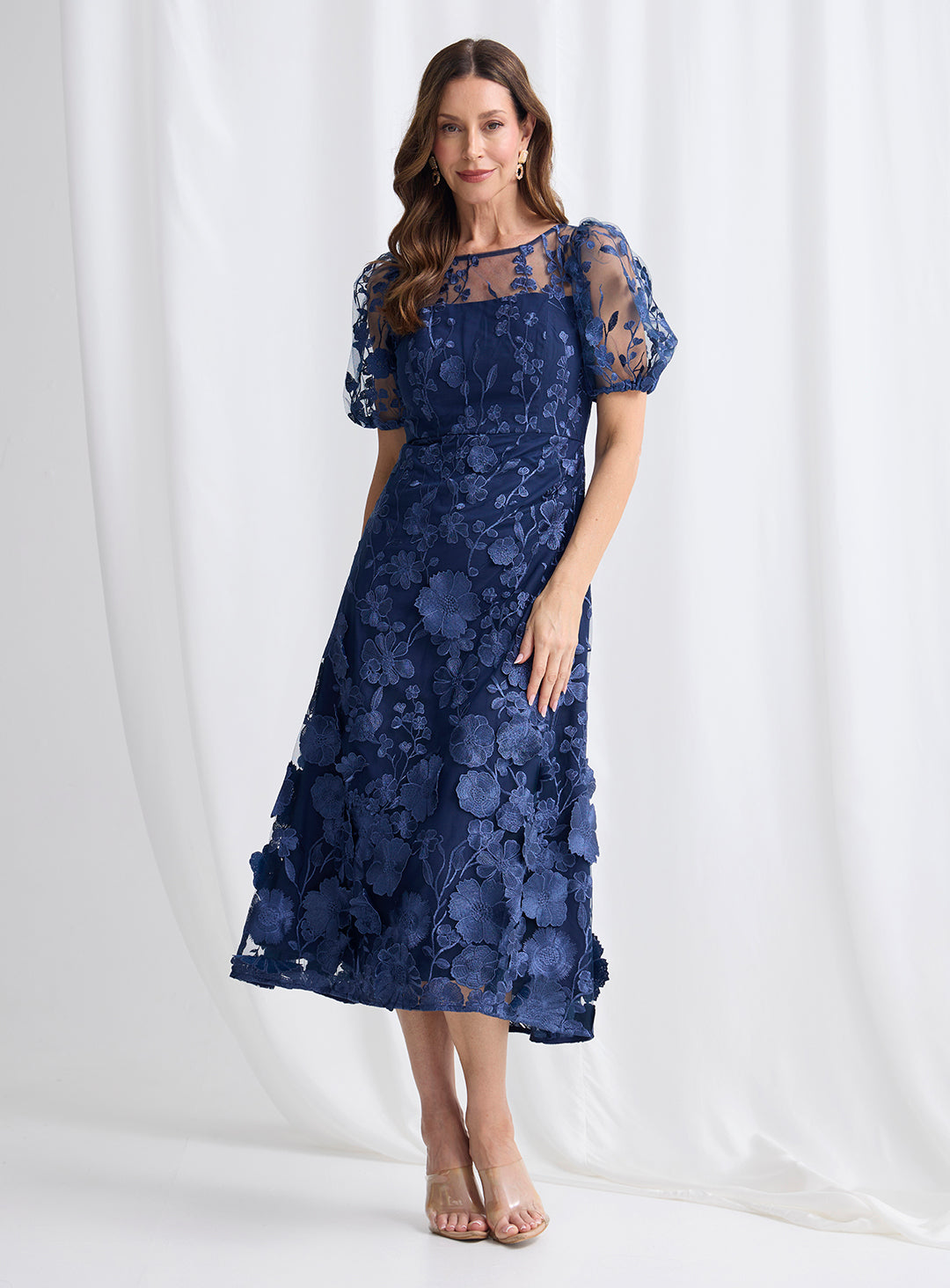 Trellis Lane LIZZIE Puff Sleeve Midi in Navy