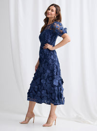 Trellis Lane LIZZIE Puff Sleeve Midi in Navy