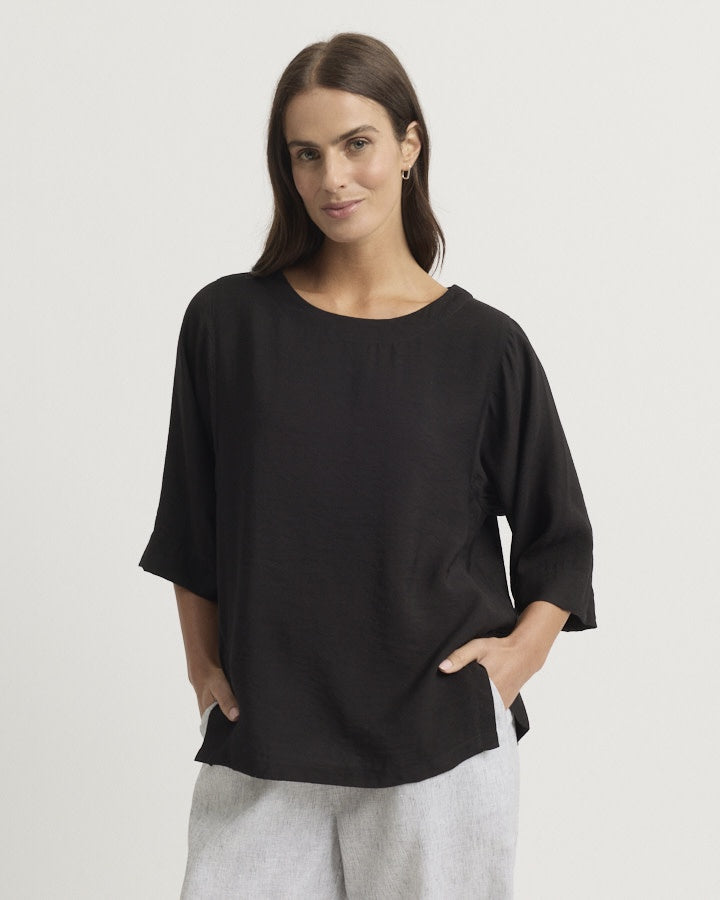 Yarra Trail SKYE Top in Black