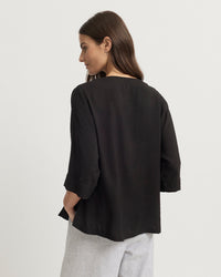 Yarra Trail SKYE Top in Black