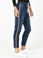 Betty Basics Zuri Jogger in Bay Blue