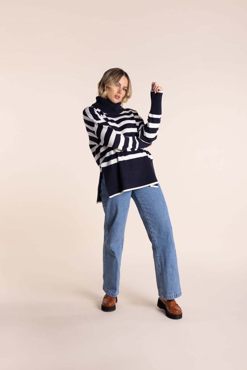 Two-T's Two Way Stripe Sweater in Ink & White